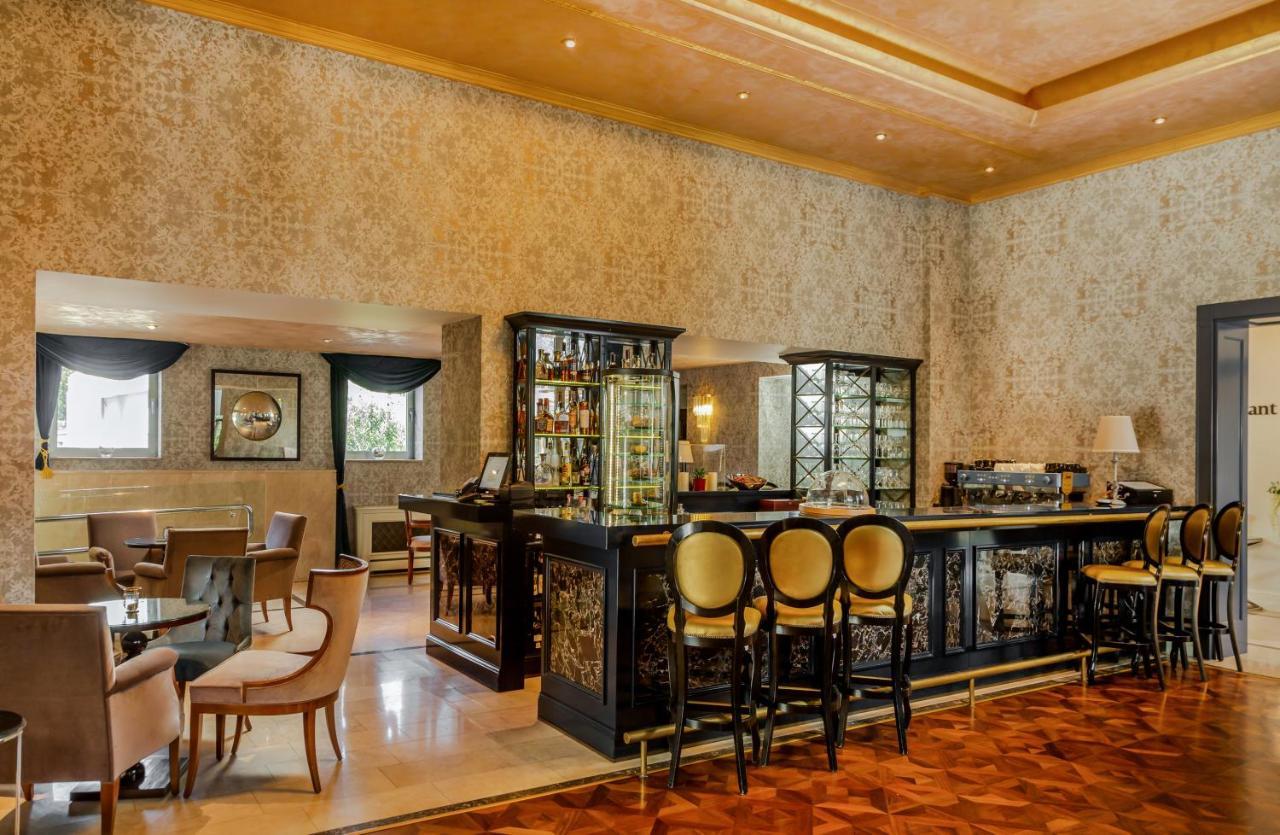 Park Hotel